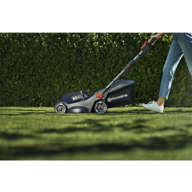 Газонокосарка акумуляторна Husqvarna Aspire LC34-P4A KIT, АКБ 4 Аг - 