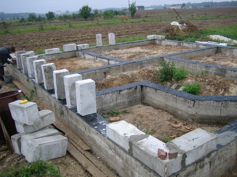 фундамент дома из пеноблоков